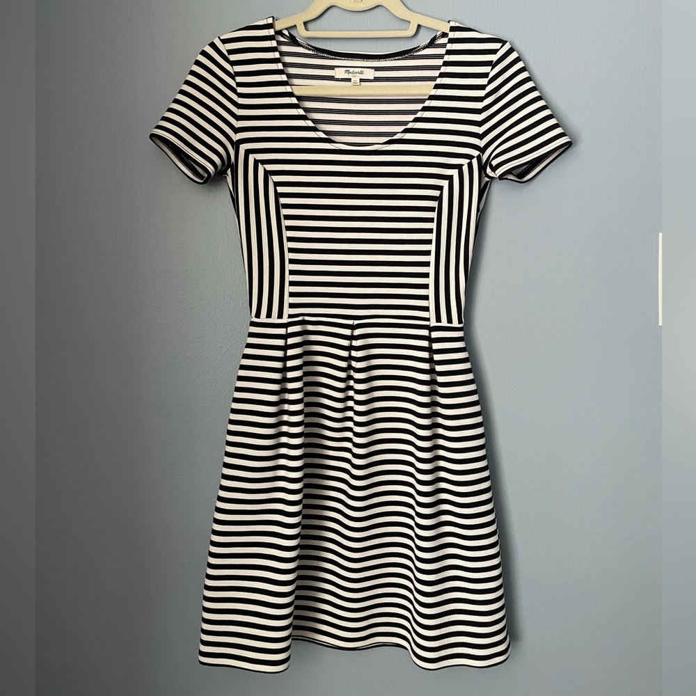 Madewell Striped Dress 00 Fit-and-Flare Bistro